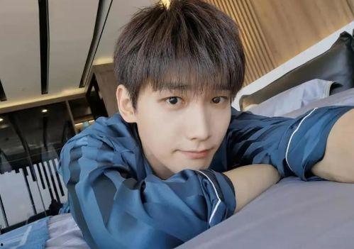 爱豆吃瓜娱乐酱邢昭林